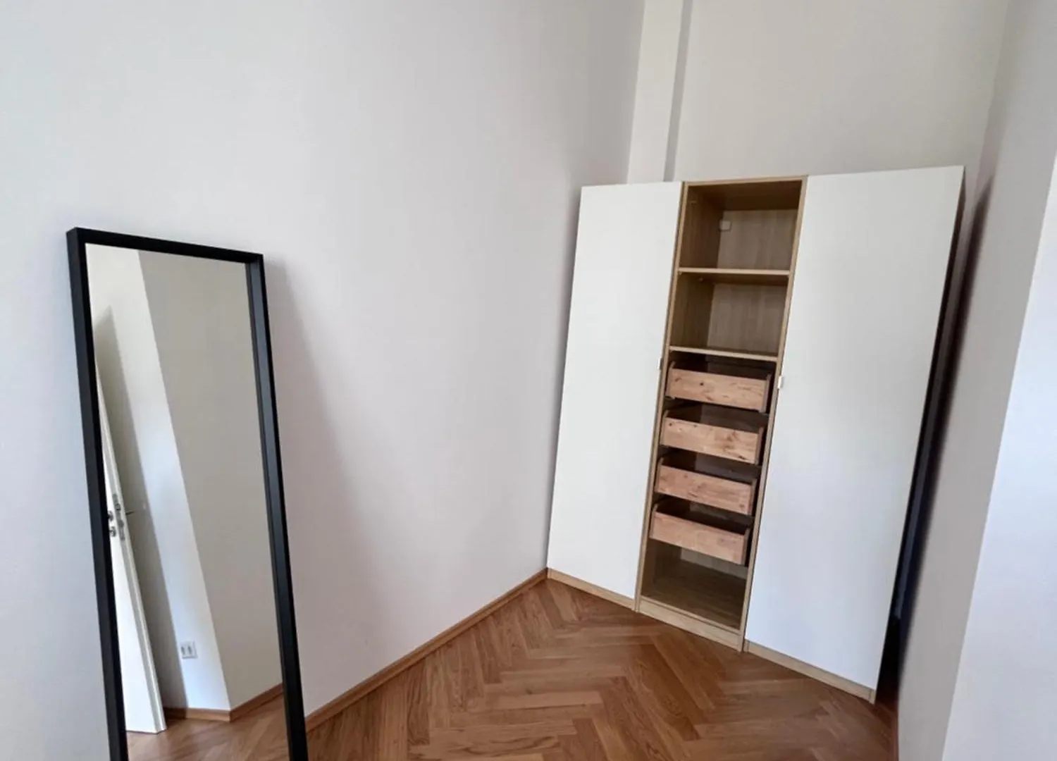 Modernes Apartment Im Sueden Leipzigs Germany