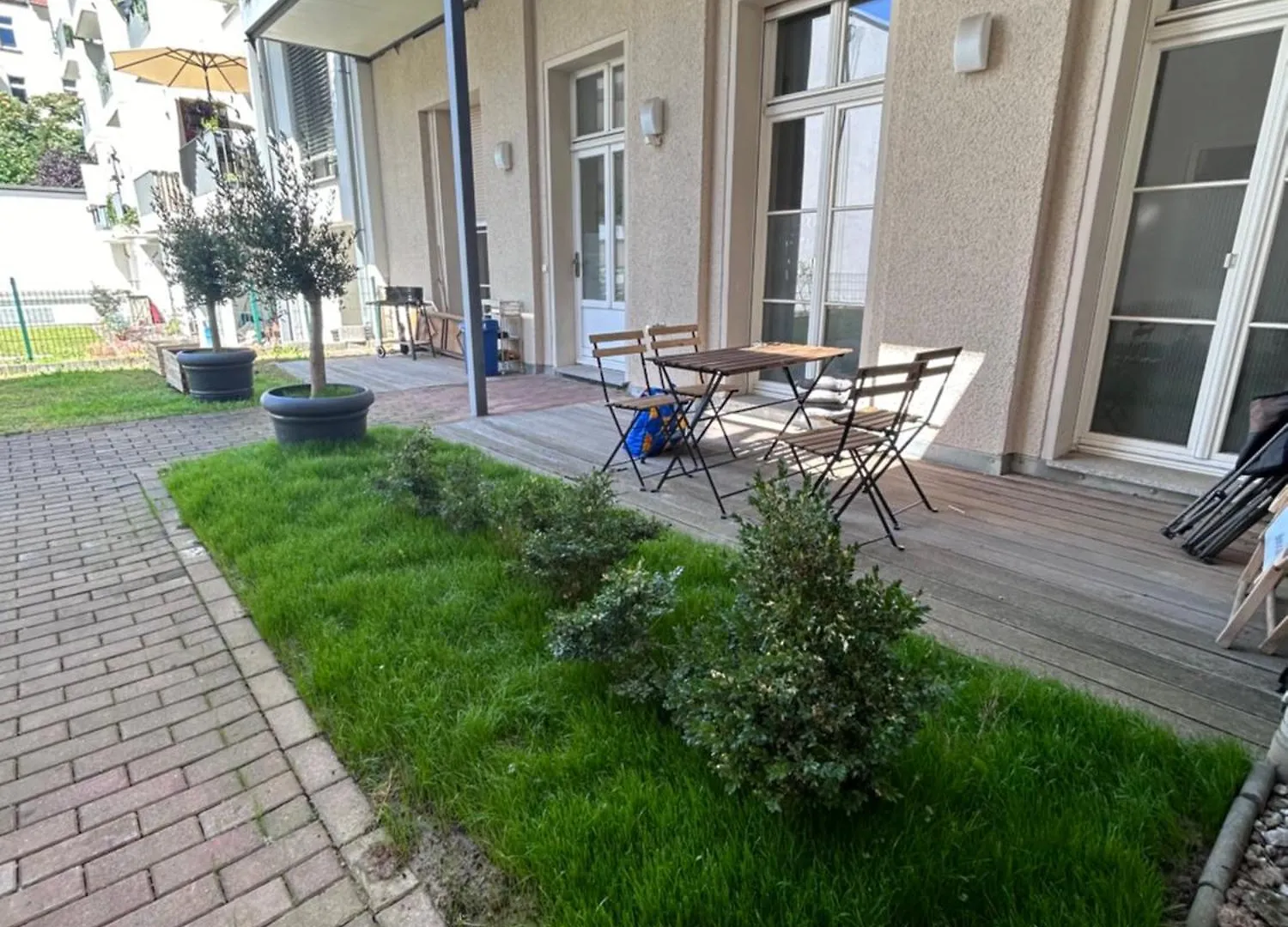 Modernes Apartment Im Sueden Leipzigs contacts