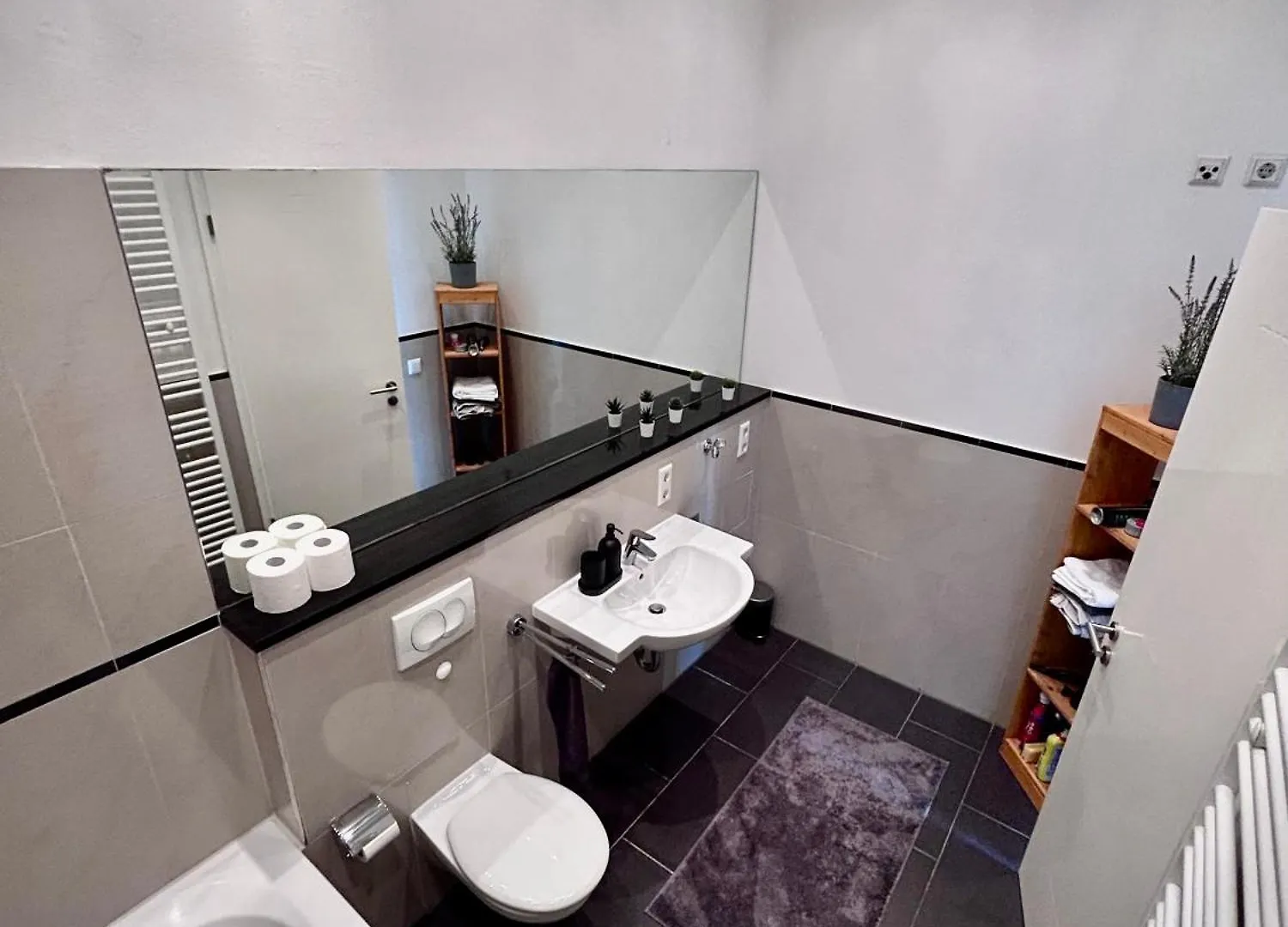 Modernes Apartment Im Sueden Leipzigs